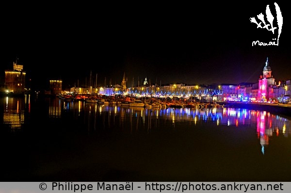 Noël : Nocturne sur le Vieux-Port (La Rochelle / Ville / France / Poitou-Charentes - FR-17) © Philippe Manaël