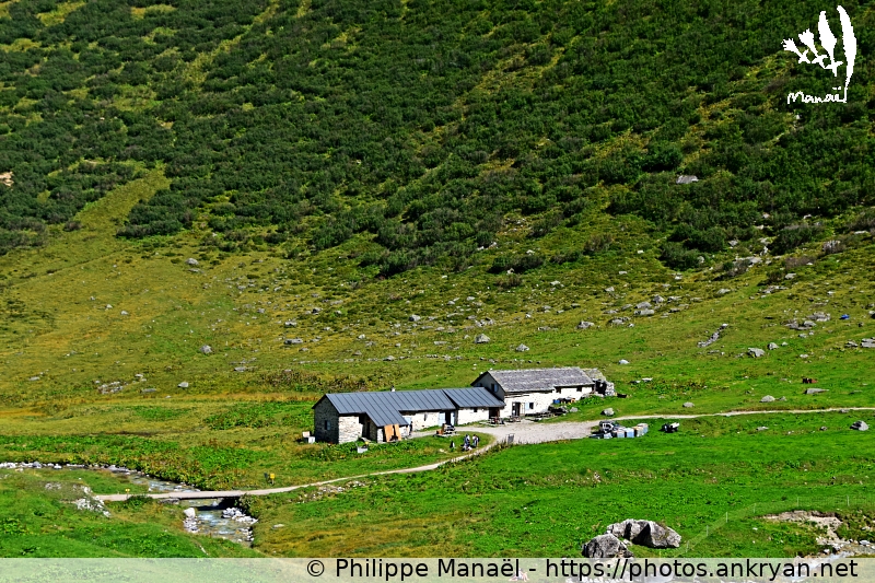 Ferme et alpage de Ritord (Les Balcons de la Vanoise / Trekking / France / Savoie - FR-73) © Philippe Manaël