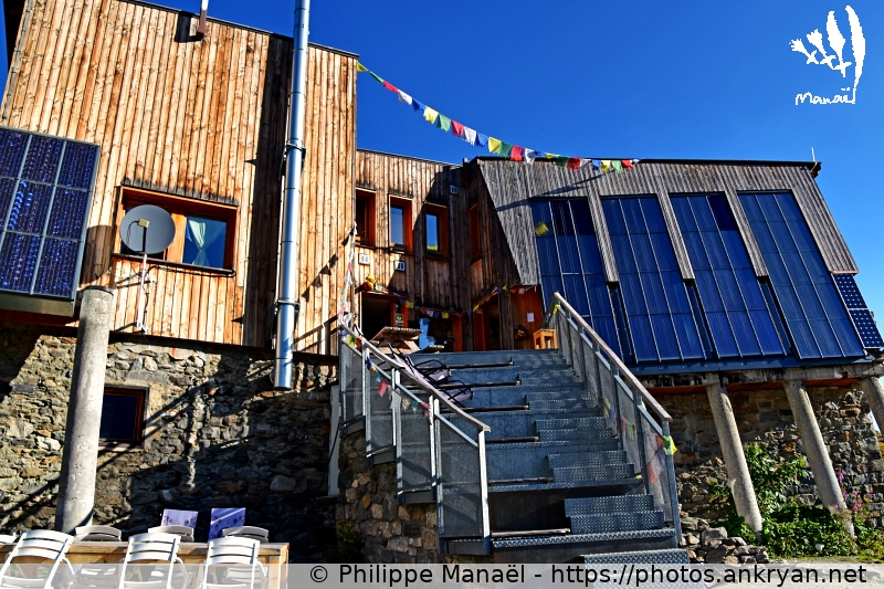 Refuge de Péclet-Polset, panneaux solaires (Les Balcons de la Vanoise / Trekking / France / Savoie - FR-73) © Philippe Manaël