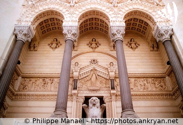 Façade, Basilique Notre-Dame de Fourvière (Lyon / Ville / France / Rhône-Alpes - FR-69) © Philippe Manaël