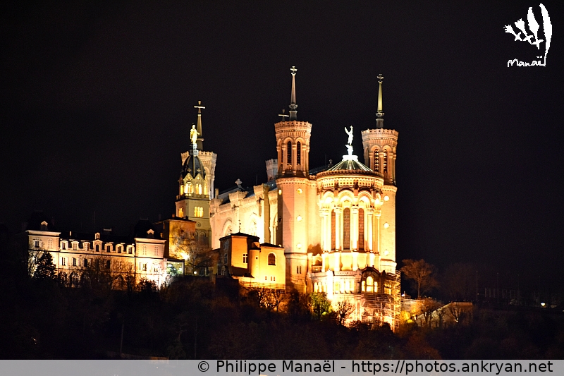 Nuit : Basilique Notre-Dame de Fourvière (Lyon / Ville / France / Rhône-Alpes - FR-69) © Philippe Manaël