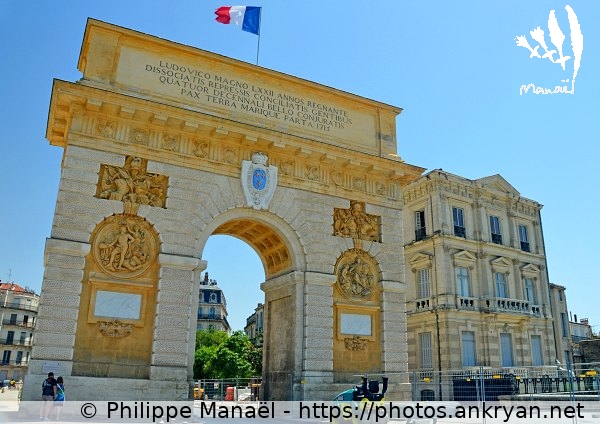 Porte du Peyrou, façade ouest (Montpellier / Ville / France / Hérault - FR-34) © Philippe Manaël