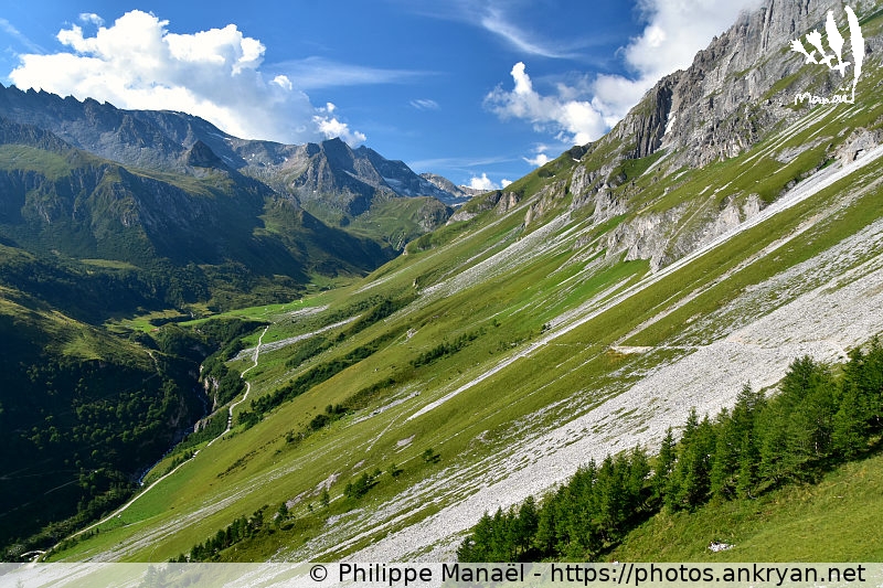 Vallon de Chavière (Savoie : Petit Mont Blanc / Balade / France) © Philippe Manaël