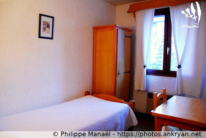 Chambre d'hôtel, Le Cognarel (Queyras, nouvel an à Molines / Trekking / France / Hautes-Alpes - FR-05) © Philippe Manaël