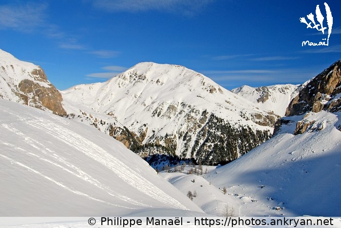 Désert blanc du Queyras (Queyras, nouvel an à Molines / Trekking / France / Hautes-Alpes - FR-05) © Philippe Manaël