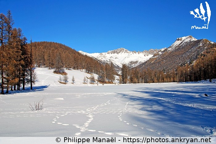 Lac de Roue et le Pic de Rochebrune (Queyras, nouvel an à Molines / Trekking / France / Hautes-Alpes - FR-05) © Philippe Manaël