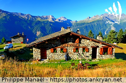 Refuge Aiguille Doran (Tour des Glaciers de la Vanoise / Trekking / France / Savoie - FR-73) © Philippe Manaël