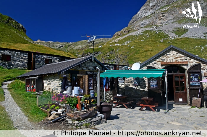 Refuge d'Entre le Lac (Traversée de la Vanoise / Trekking / France / Savoie - FR-73) © Philippe Manaël
