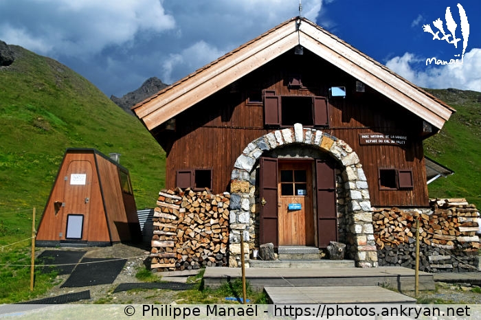 Refuge du Col du Palet, réfectoire (Traversée de la Vanoise / Trekking / France / Savoie - FR-73) © Philippe Manaël