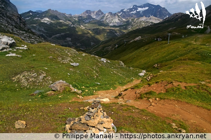 Sur les hauteurs de Tignes Val Claret (Traversée de la Vanoise / Trekking / France / Savoie - FR-73) © Philippe Manaël