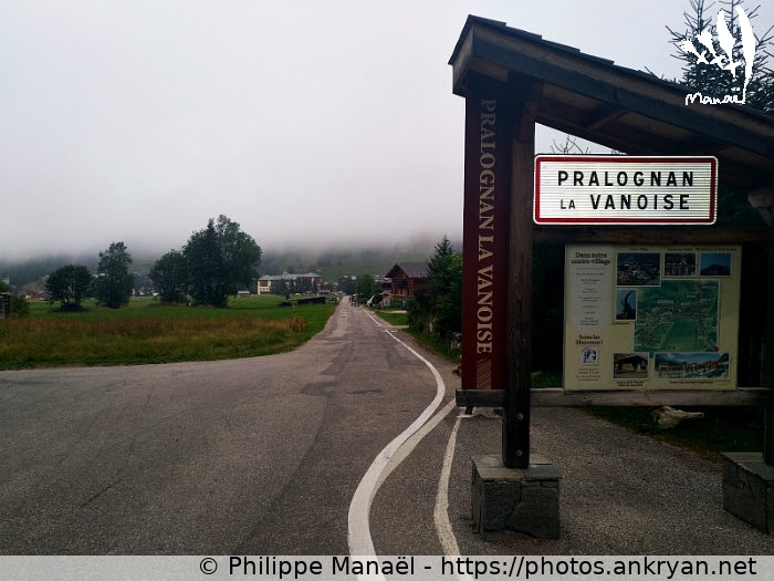 Arrivée à Pralognan-la-Vanoise (Traversée de la Vanoise / Trekking / France / Savoie - FR-73) © Philippe Manaël