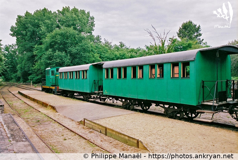 Gare de Sabres : le train vert (Traversée des Landes / Trekking / France / Landes - FR-40) © Philippe Manaël
