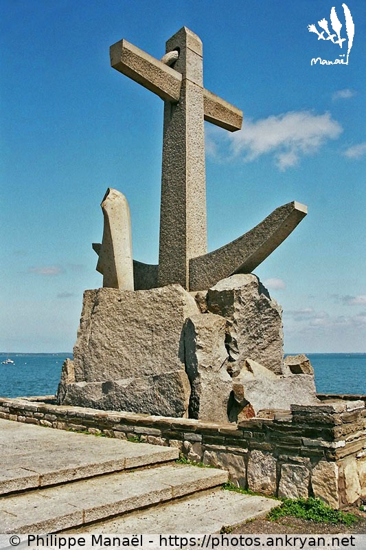Monument des Péris en Mer, Arcachon (Traversée des Landes / Trekking / France / Gironde - FR-33) © Philippe Manaël