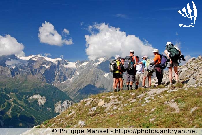 A hauteur des sommets d'Oisans (Vallée de la Clarée et Mont Thabor / Trekking / France) © Philippe Manaël