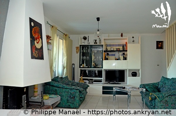 Maison d'hôtes, Chez Marie, salon (Vitrolles / Ville / France / Bouches-du-Rhône - FR-13) © Philippe Manaël