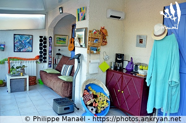 Maison d'hôtes, Chez Marie, salle de séjour (Vitrolles / Ville / France / Bouches-du-Rhône - FR-13) © Philippe Manaël
