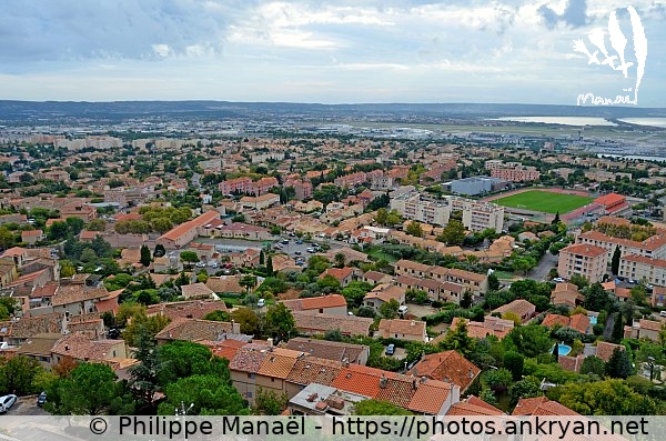 Panorama depuis le Rocher (Vitrolles / Ville / France / Bouches-du-Rhône - FR-13) © Philippe Manaël